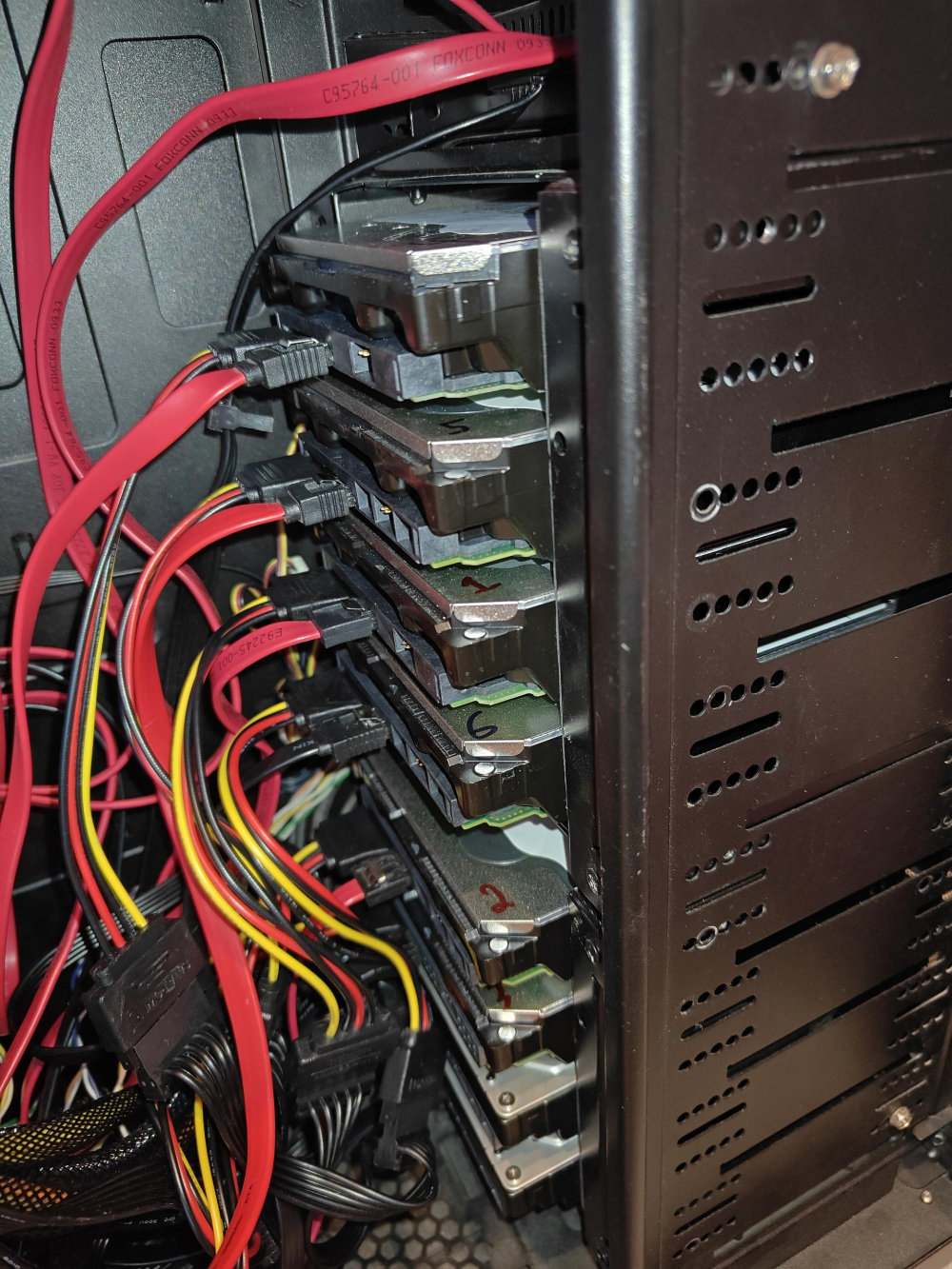 8x 14TB Data Center Hard Drives